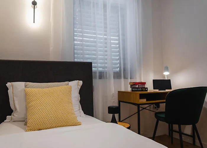 Apartma Center Lux * Slovenj Gradec